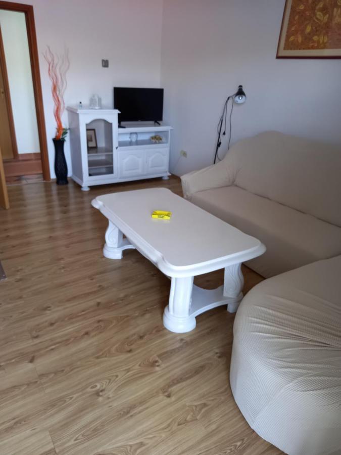Apartments Vrdoljak Pag Town Kültér fotó