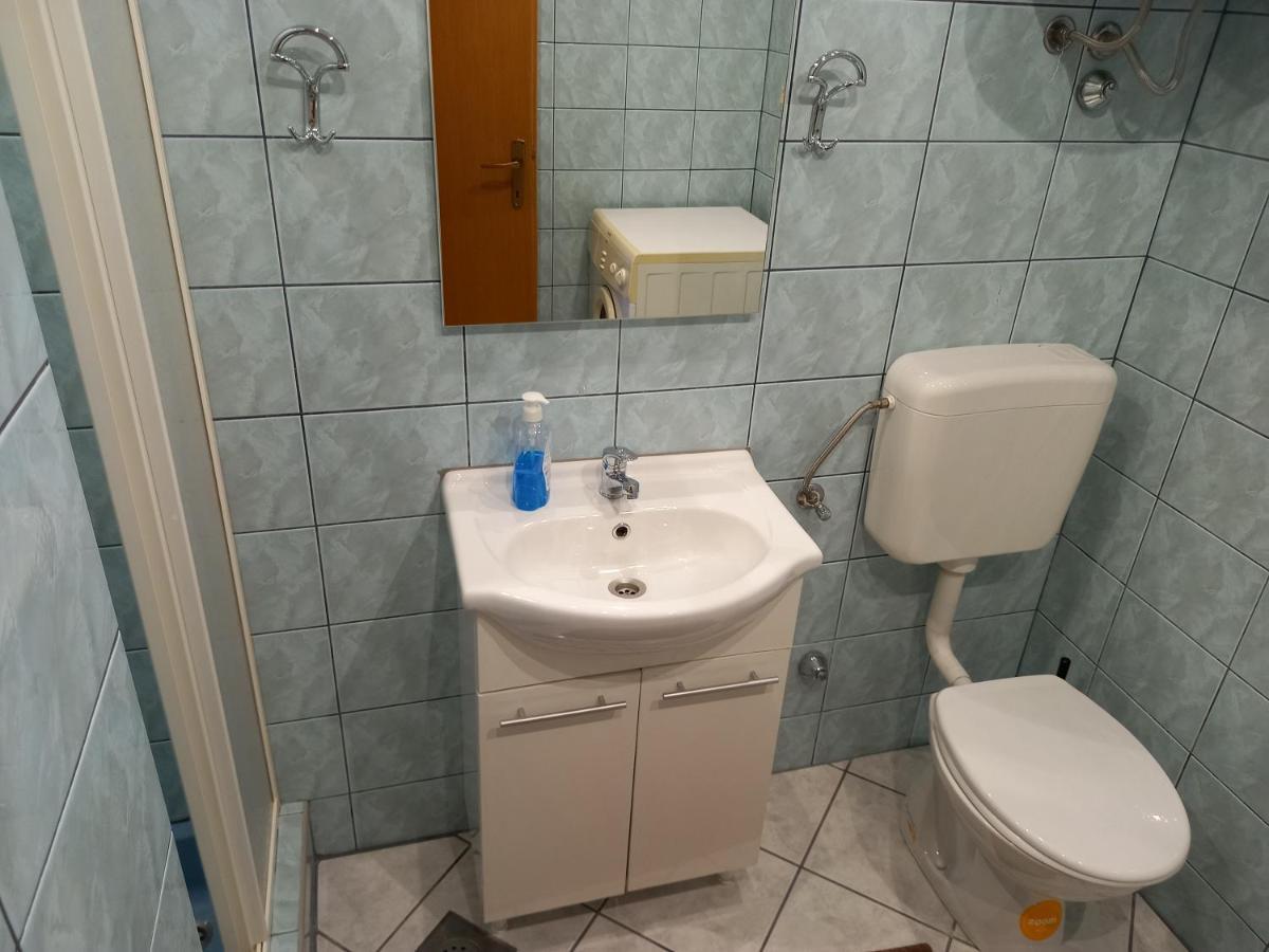 Apartments Vrdoljak Pag Town Kültér fotó